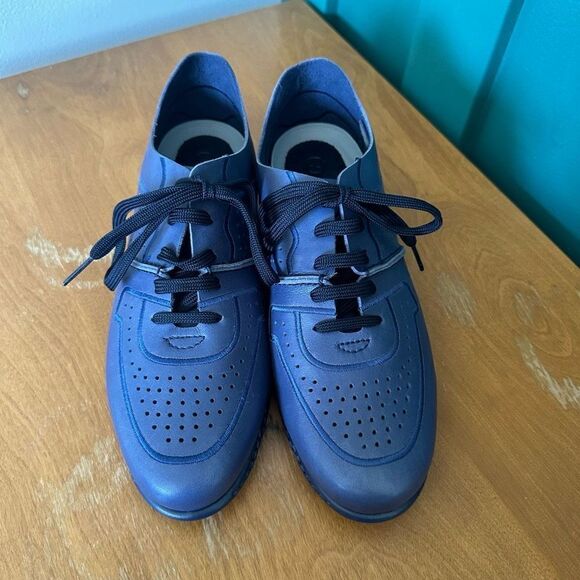 Saydo Women’s Navy Perforated Leather Lace up Monochromatic Dress Sneaker - Picture 2 of 9